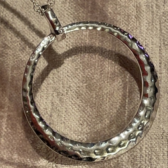 Silver Hammered Metal Minimalist Circle Pendant Necklace - Picture 6 of 6